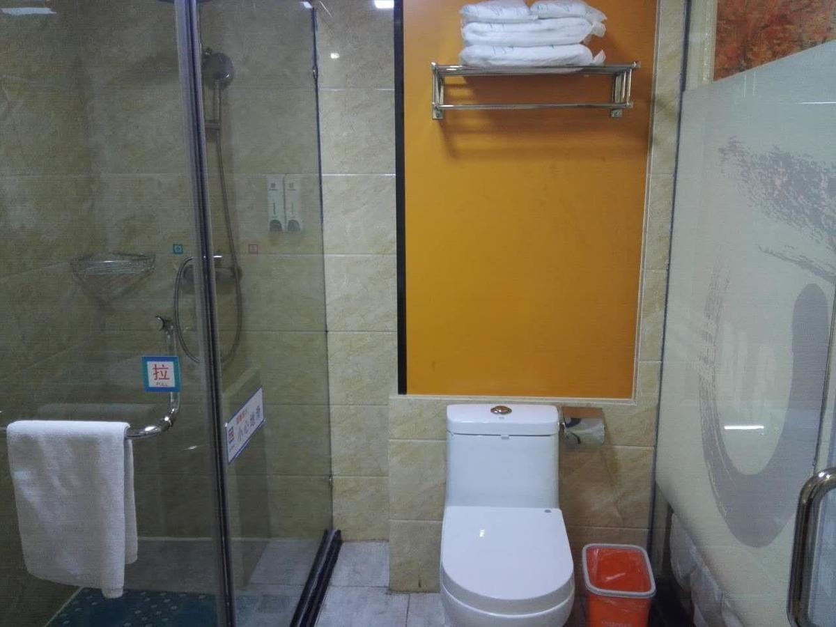 Pai Hotel Guiyang Fountain Modern Capital Exterior foto